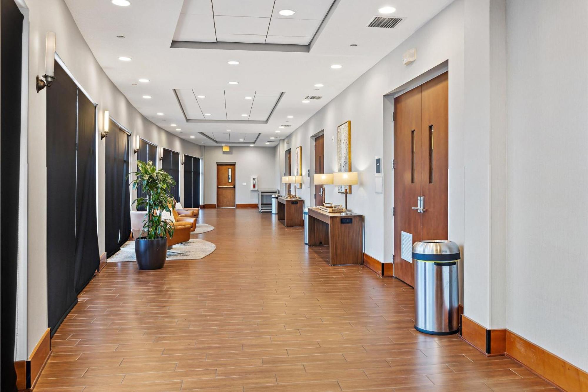 Four Points By Sheraton Jacksonville Baymeadows Eksteriør bilde